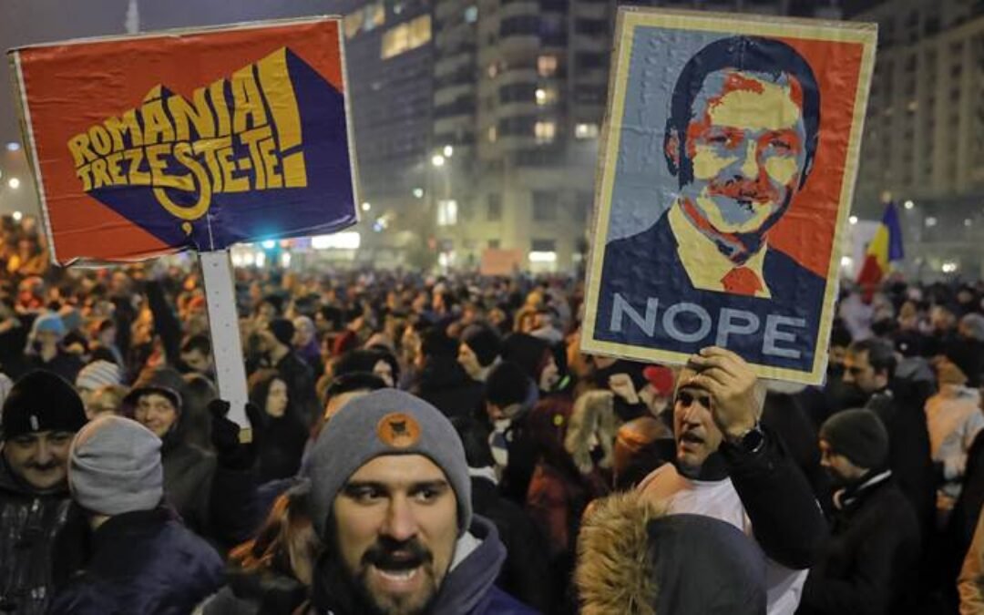 Romania: Bucharest mayor bans public protests on city’s main square